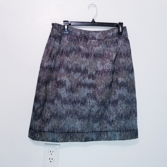 Burberry | Evening Metallic Flare‎ Skirt, size 8 - Picture 6 of 11